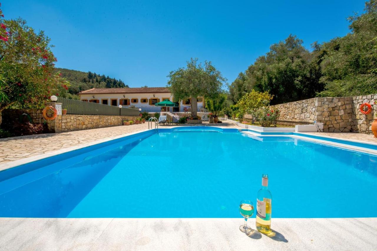 Livadi Studios With Pool Lákka Exteriör bild